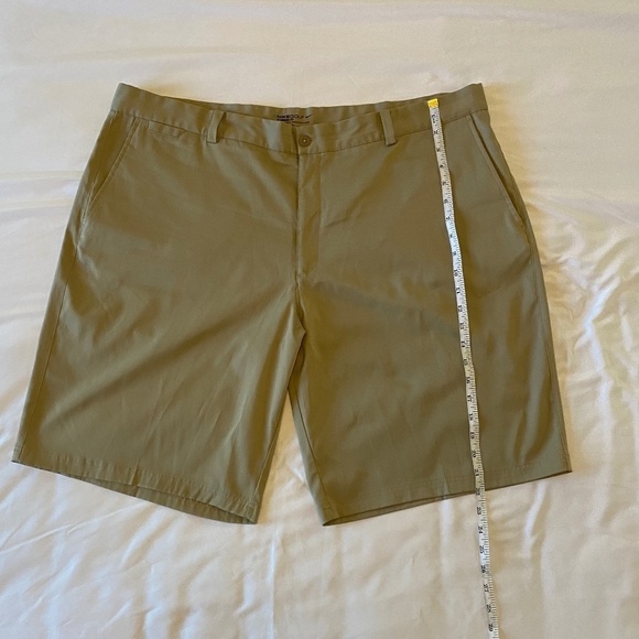 Nike‎ Golf -Men's Shorts-Standard Fit Flat Front-Khaki-Beige-Dri Fit- Size 42 - Picture 2 of 9